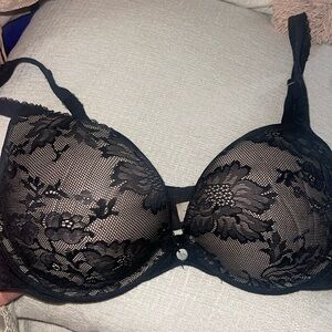 Victoria’s Secret body by Victoria, 34D push-up bra, lace, black nude lingerie
